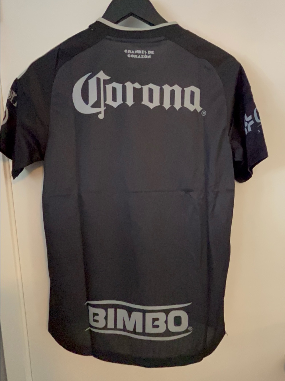 Adidas Men’s Black Club America away MX Soccer Jersey - Picture 5 of 5